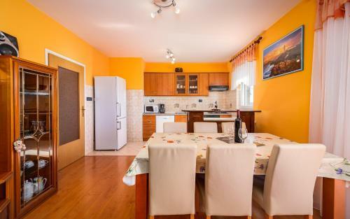 Villa House Semy With Private Pool