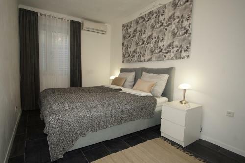 Apartment Fabry Riva Plo?e