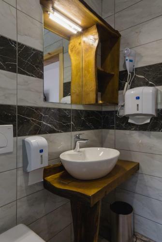 Hostal Rustic Lodge Plitvice 1