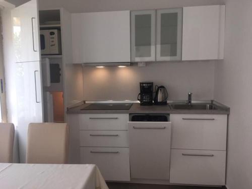 Apartments With A Parking Space Novigrad - 7135