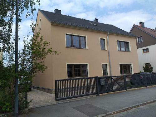 Apartamento Ferienwohnung Ruth Radebeul