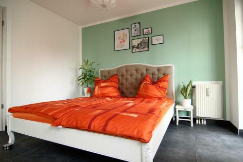 Apartment / Flat / Wohnung Im Herzen Von Dresden