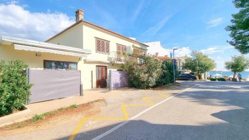Hostal Guest House Fiore