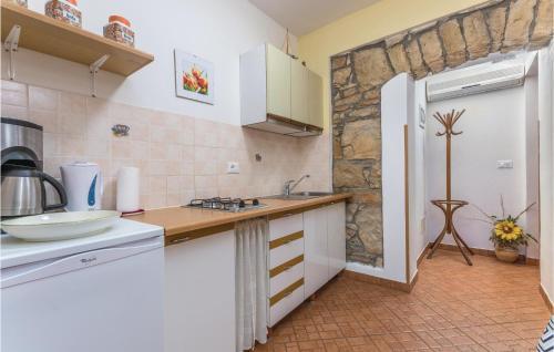 One-bedroom Apartment In Novigrad