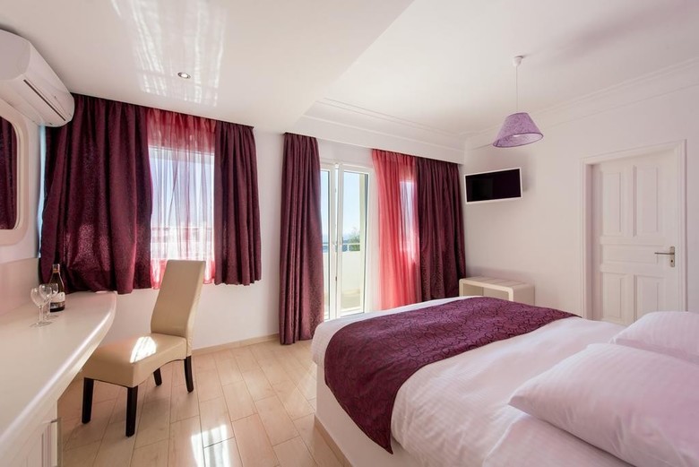 Hotel Tzekos Villas