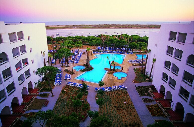 Playacartaya Aquapark & Spa Hotel