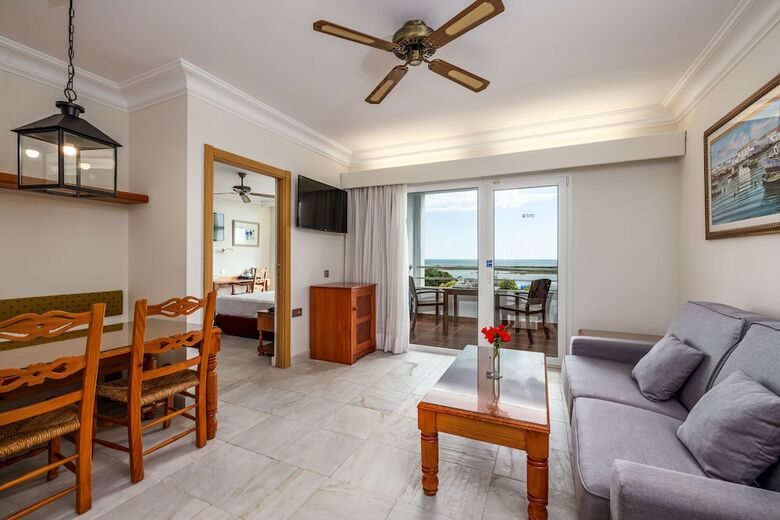 Playacartaya Aquapark & Spa Hotel