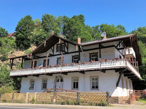 Apartamento Ferienwohnungen Schweizerhaus