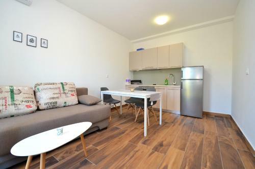 Stella Apartments