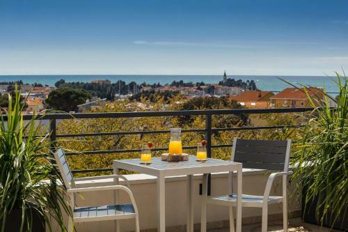 Belvedere Holidays