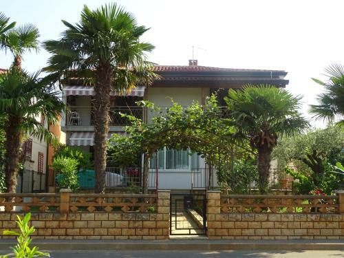 Olga Apartment Near The Beach