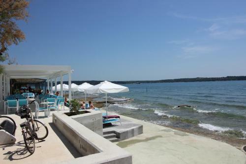 Apartamento Dea, 180 M From The Beach