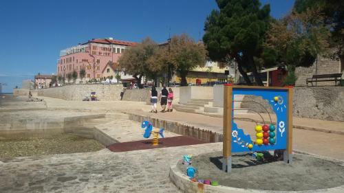 Apartamento Dea, 180 M From The Beach