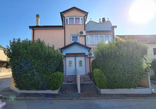 Apartamento Villa Ru?ica