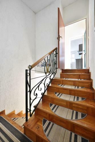 Villa Vinkovi Dvori Pisak