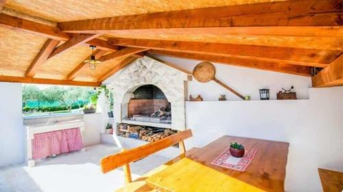 Villa Matea With Pool In Beautiful Nature