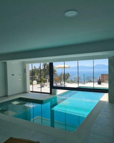 Villa Bue Moon