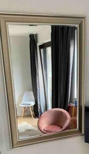 Schickes Apartment Mit Balkon In D�sseldorf
