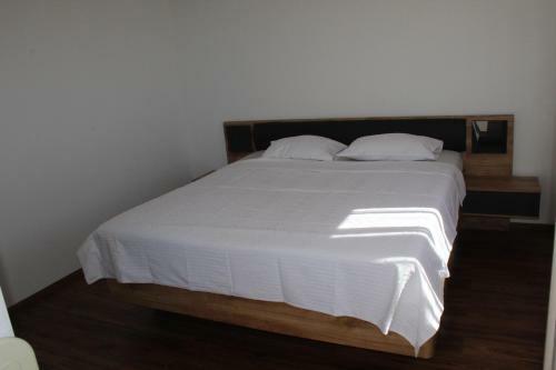 Villa Holiday Home Luka