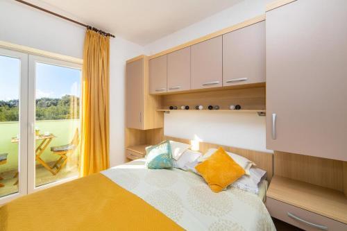 Apartments By The Sea Podaca, Makarska - 9712