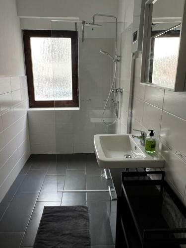 Apartamento Moderne Sch�ne Dreiraumwohnung