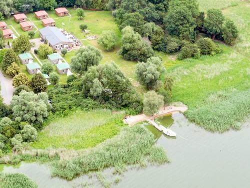 Holiday Home On The Backwaters, L�tow