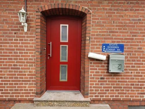 B&B Dr�