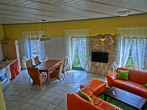 Apartamento Ferienwohnung 1, Dorfstrasse 5a