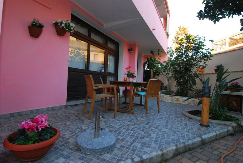 Apartamento Flowery Inn Villa