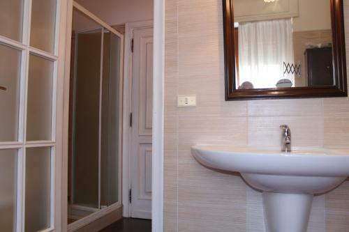 Hostal Alghero 4U Rooms