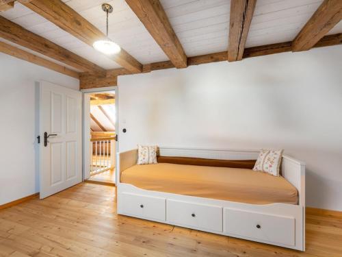 Inviting Holiday Home In Neunburg With Private Garden