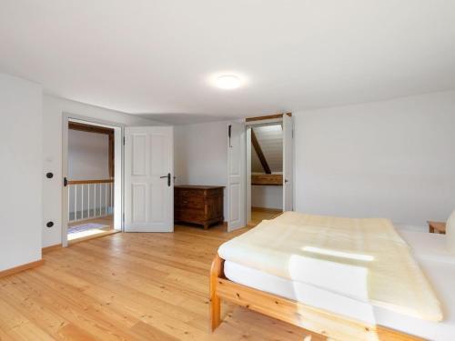 Inviting Holiday Home In Neunburg With Private Garden