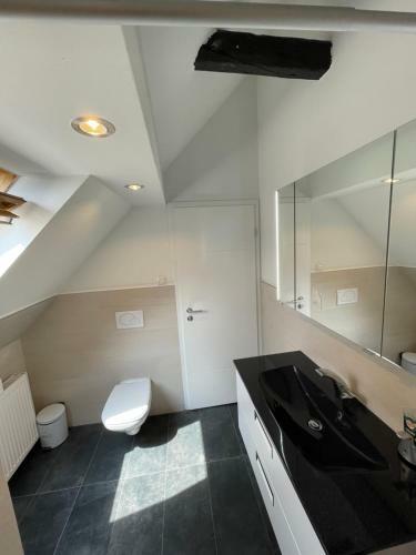 Hostal Citygl�cknms - Direkt Am Bahnhof Und Einkaufszentrum