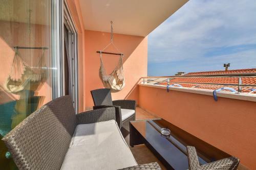 Hostal Apartments Evelin