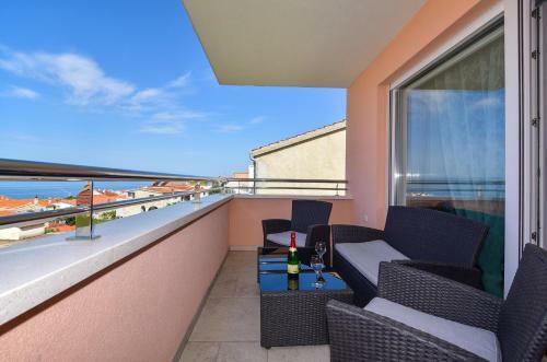 Hostal Apartments Evelin