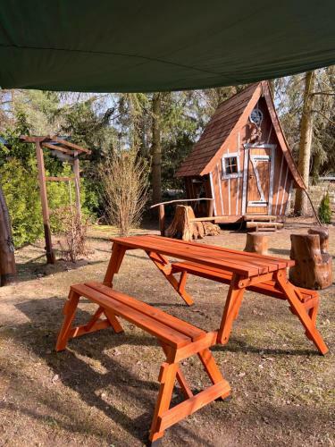 M�rchenh�tte Am Wald Und See