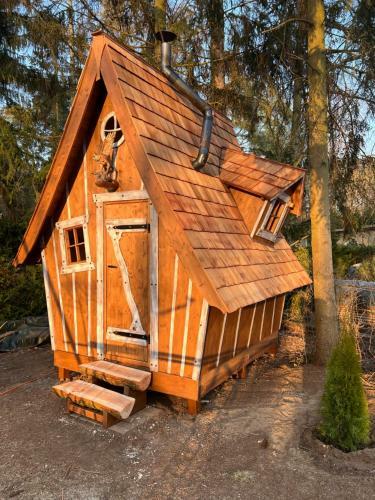 M�rchenh�tte Am Wald Und See