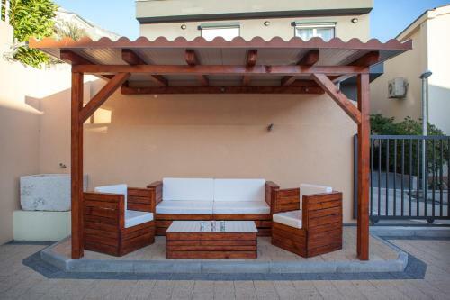 Studio Apartment Tia