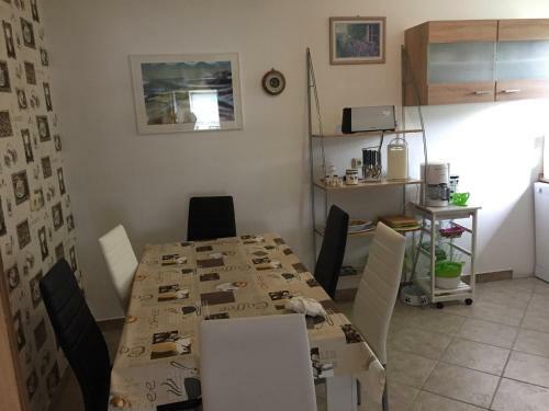 Apartamento Ferienwohnung Neustrelitz