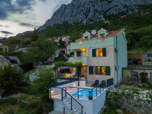 Marina - Holiday Home With Sea View