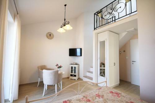 Apartments Toma?