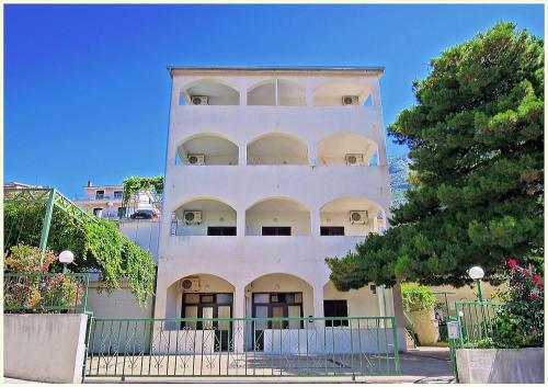 Apartmani R&b Radalj