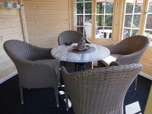 Apartamentos Fewo "habichtswald"