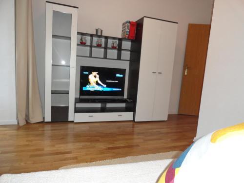Apartments Anica 2