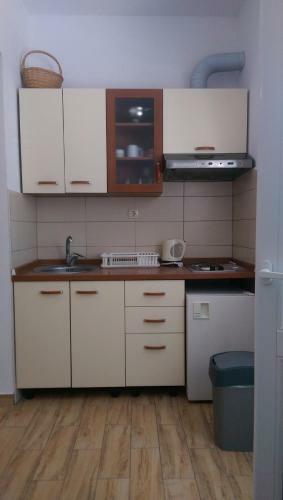 Apartmani Dina