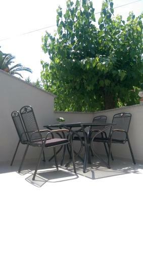 Apartmani Dina