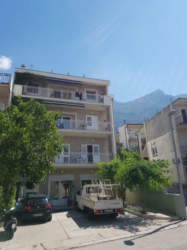 Apartments Makarska