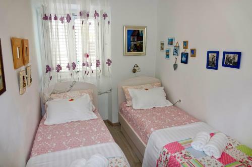 Charming Apartment In Prime Area
