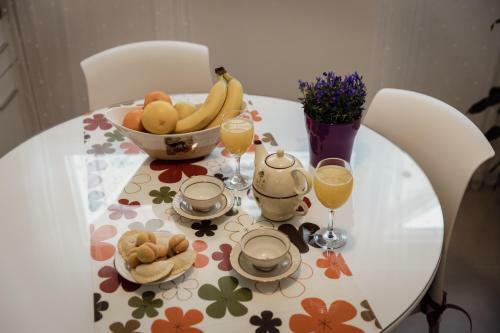 Charming Apartment In Prime Area