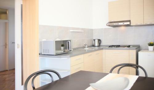 Hostal Guesthouse Marta